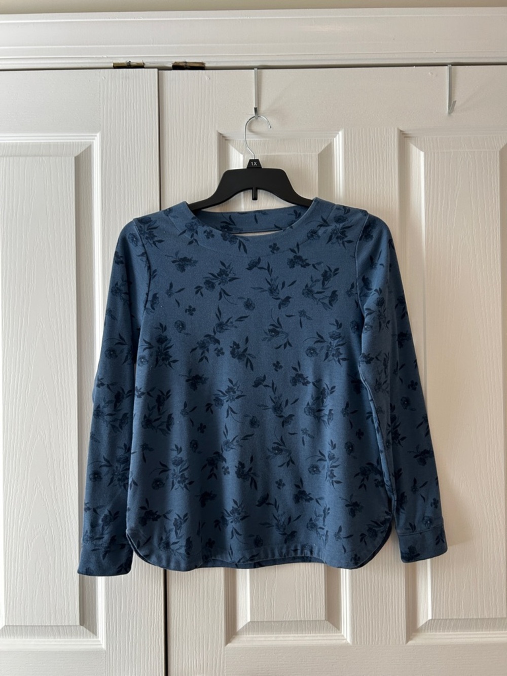 croft & barrow Blue Floral Knit Top Size S